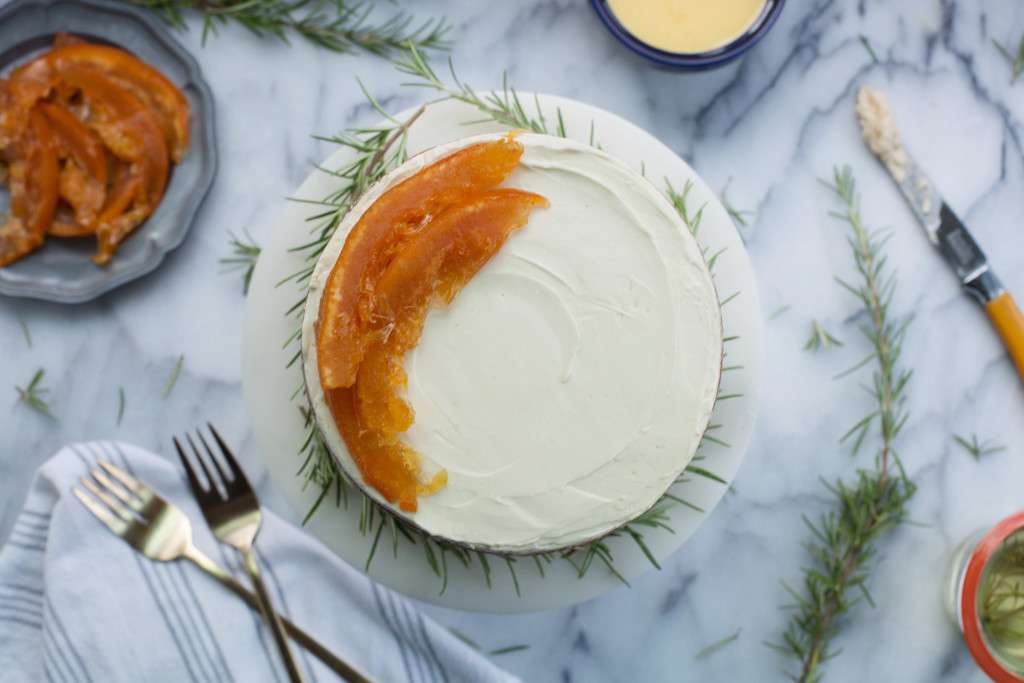 brown butter cake with grapefruit curd and rosemary brown sugar buttercream // www.ohhoneybakes.com