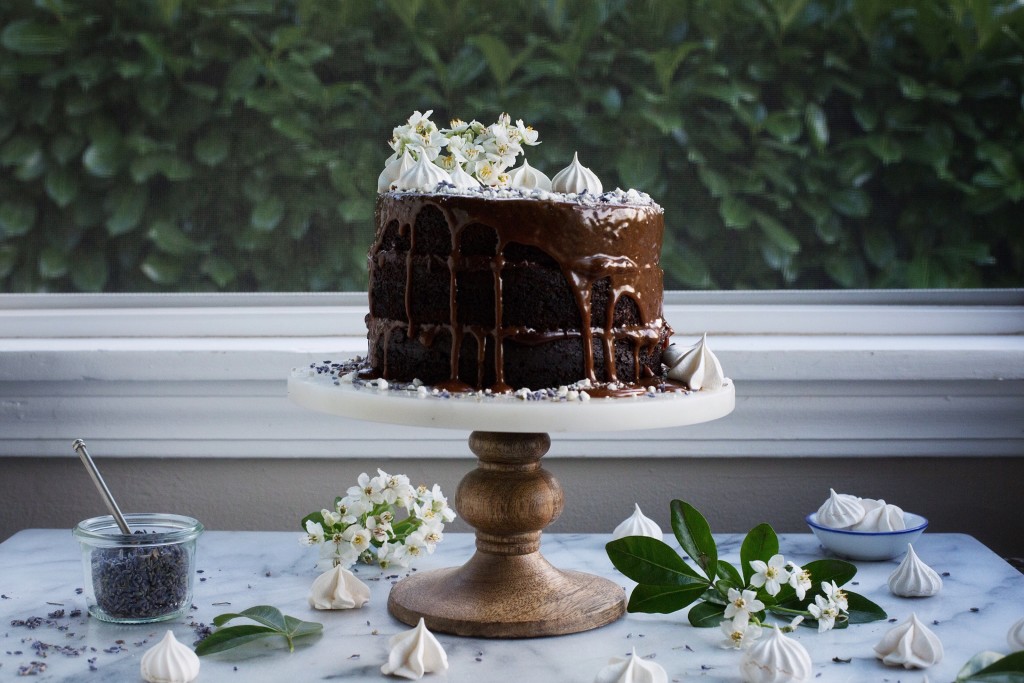 dark chocolate, lavender and bergamot cake with caramelized white chocolate ganache // ohhoneybakes.com