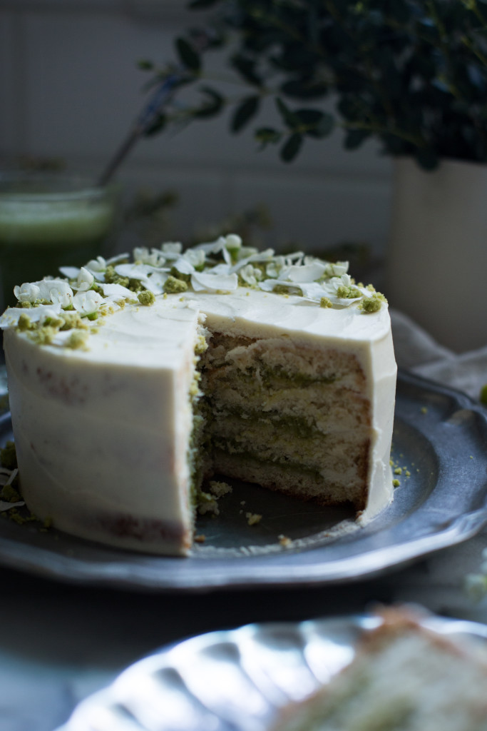 coconut, lime and matcha cake with white chocolate buttercream // ohhoneybakes.com