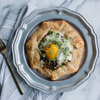 Marx Foods Breakfast Challenge // italian sausage and gruyere galette with duck fat crust