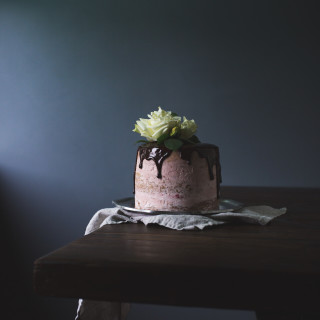 jasmine butter cake with raspberry jam buttercream and chocolate ganache